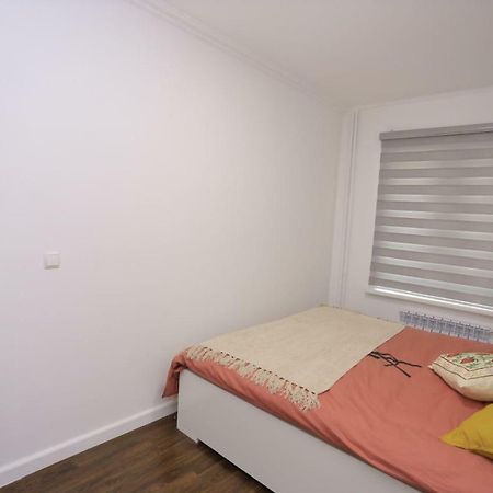 Luxury 2 Bedrooms Apartment Walking Distance From Gur-Emir Samarkand Exterior photo