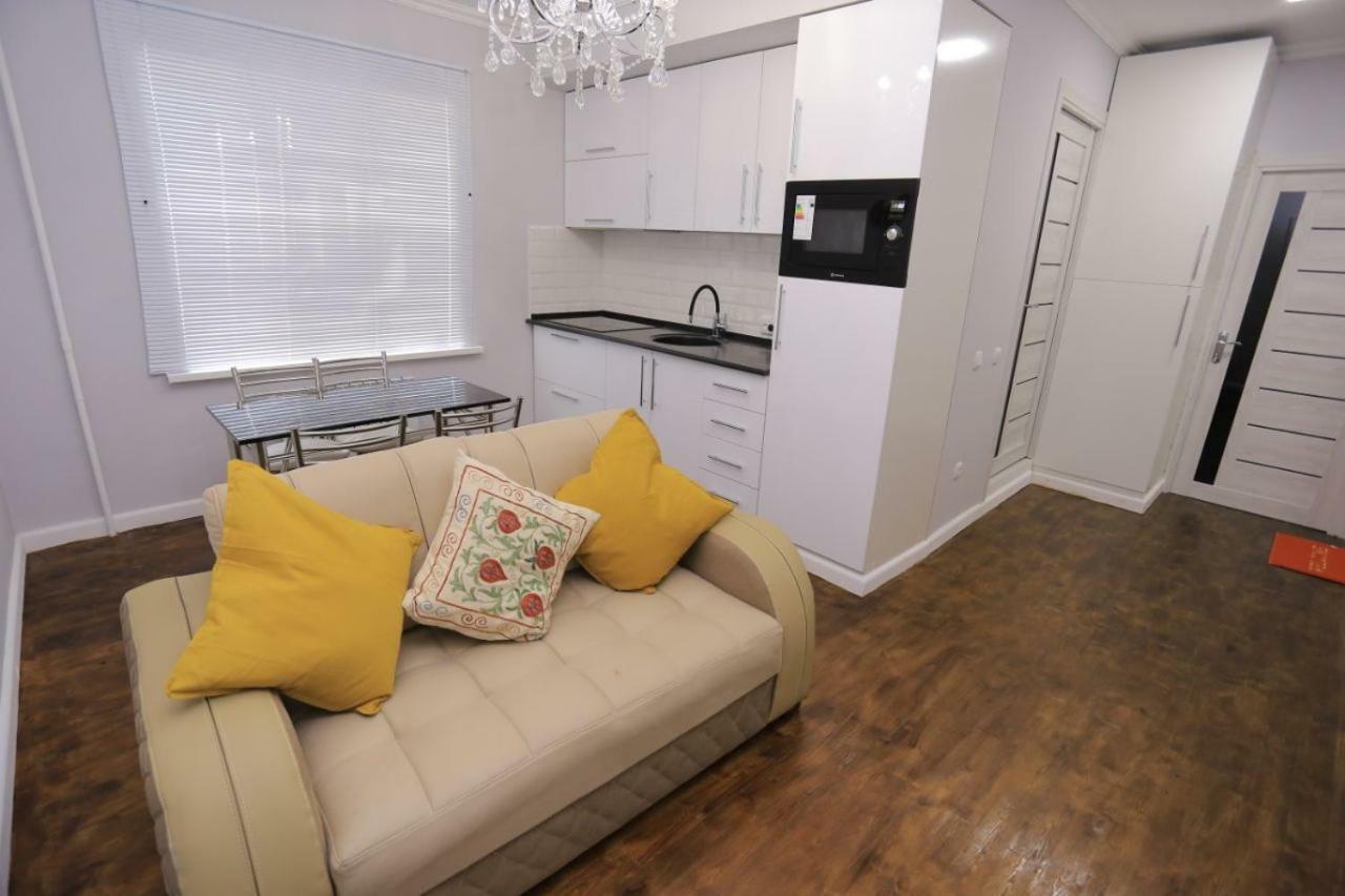 Luxury 2 Bedrooms Apartment Walking Distance From Gur-Emir Samarkand Exterior photo