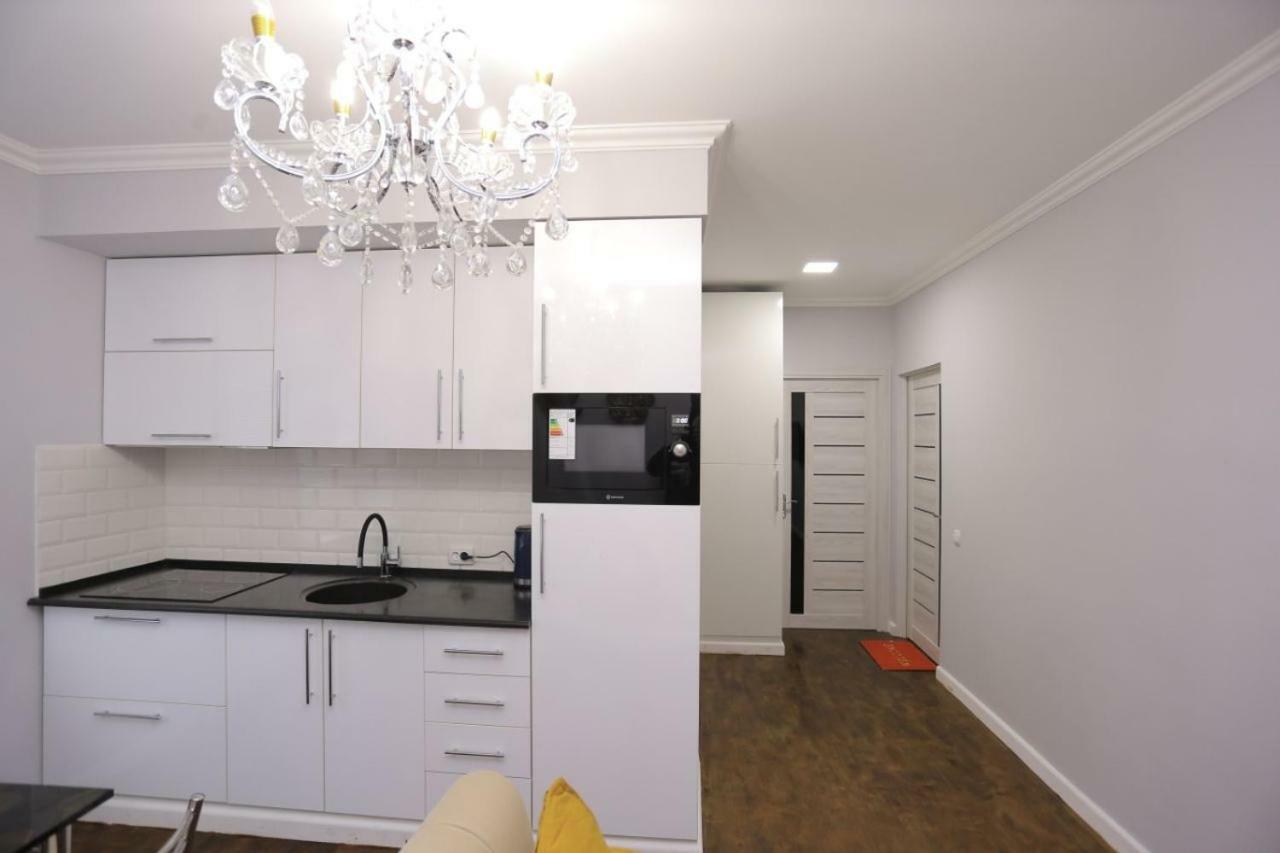 Luxury 2 Bedrooms Apartment Walking Distance From Gur-Emir Samarkand Exterior photo